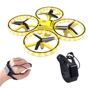 hand-operated-mini-drone-flash